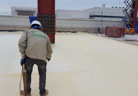 Vật liệu chống thấm Polyurea là gì? Ưu điểm và ứng dụng vượt trội